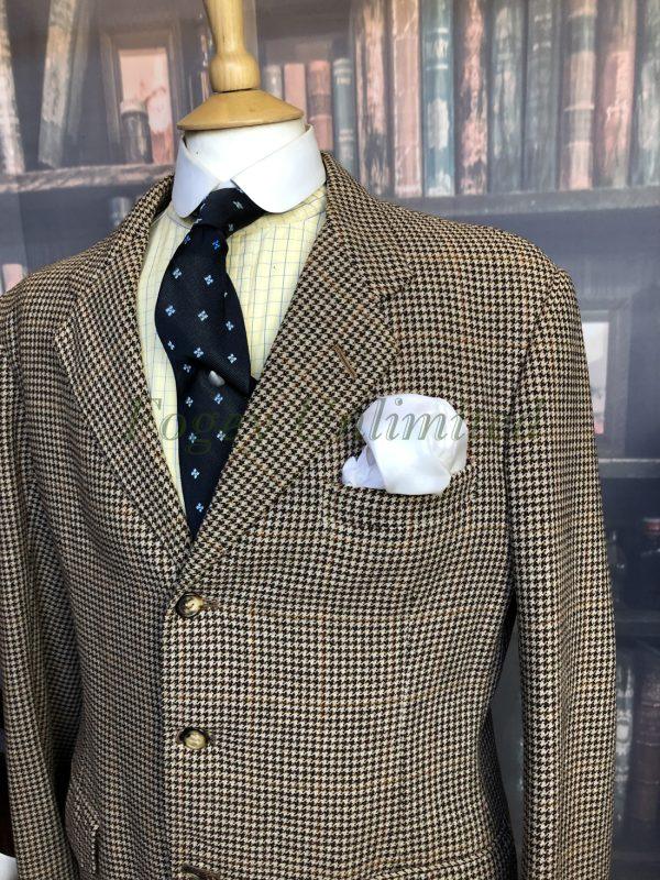 Traditional Macclesfield Silk Gentlemans Handkerchief/Pocket Square - Image 3