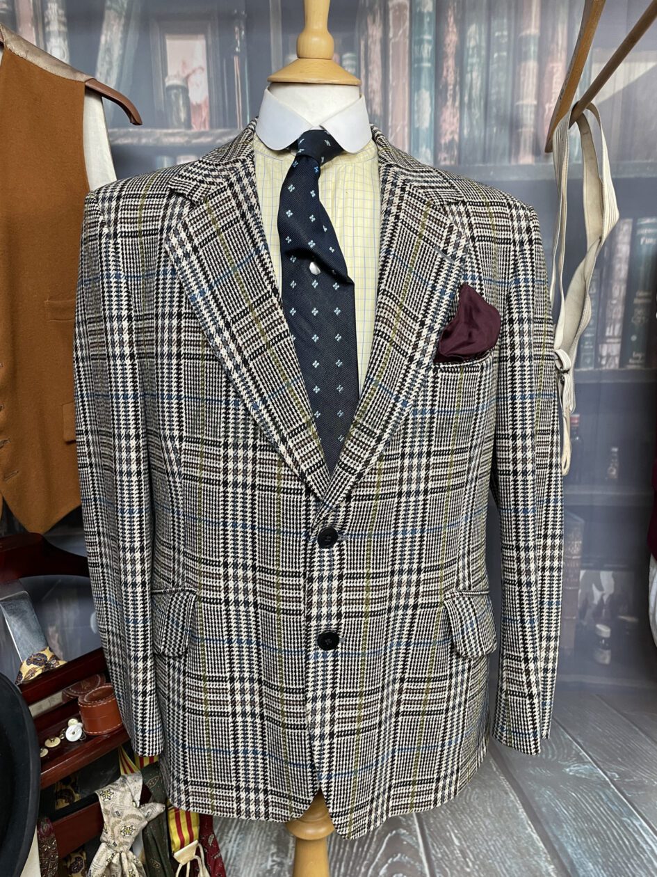 Fantastic Tweed Bold pattern Tweed Jacket Saxon Hawk 40″/102cm Chest