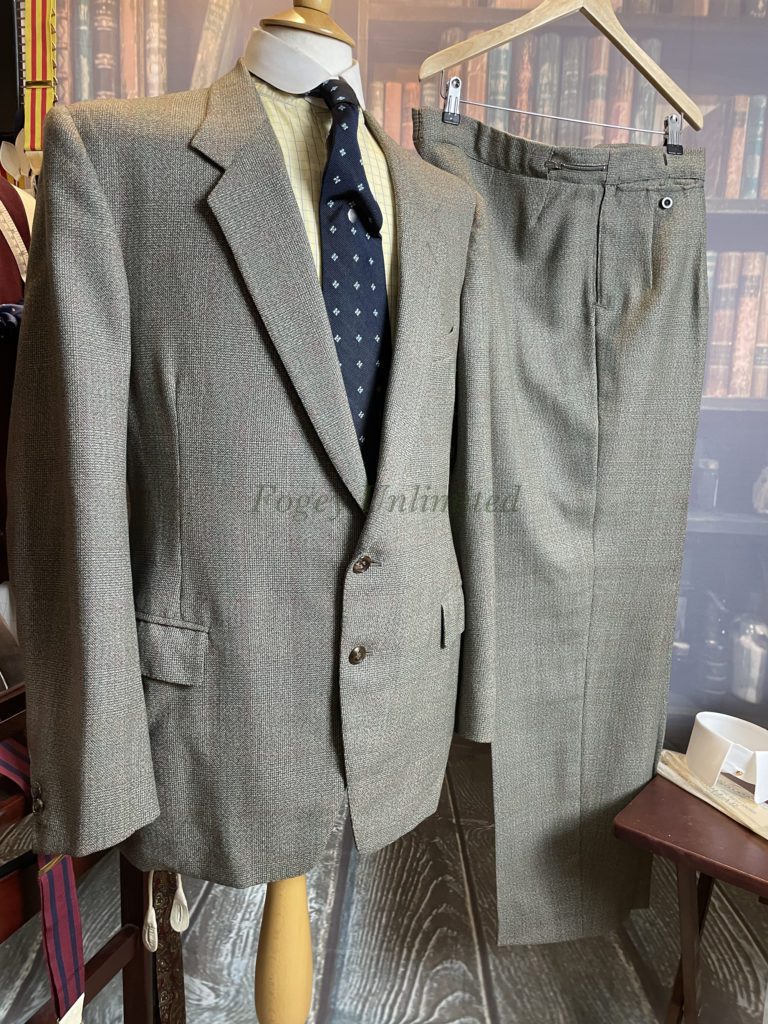 Vintage Bespoke 2 Piece Tweed Suit Dated 1954 McIntosh 40-42C/34-36W