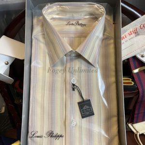 Vintage Shirt boxed and very 1970's. perfect for a Theme event.. or if you still live in the 70's Louis Philippe