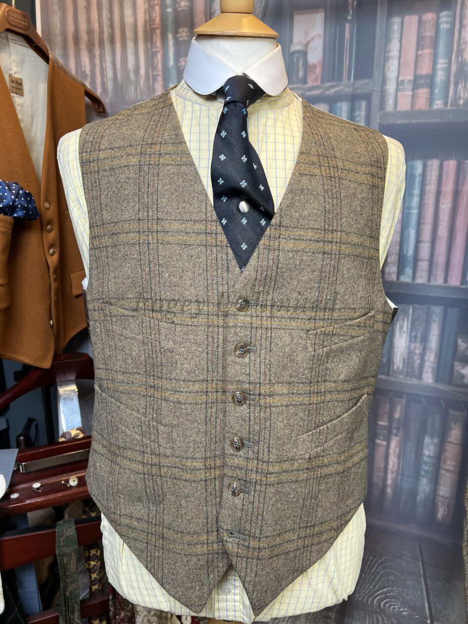Traditional heavyweight 3 Piece Windowpane Tweed Suit 38C/37W(Ref: PKJS ...