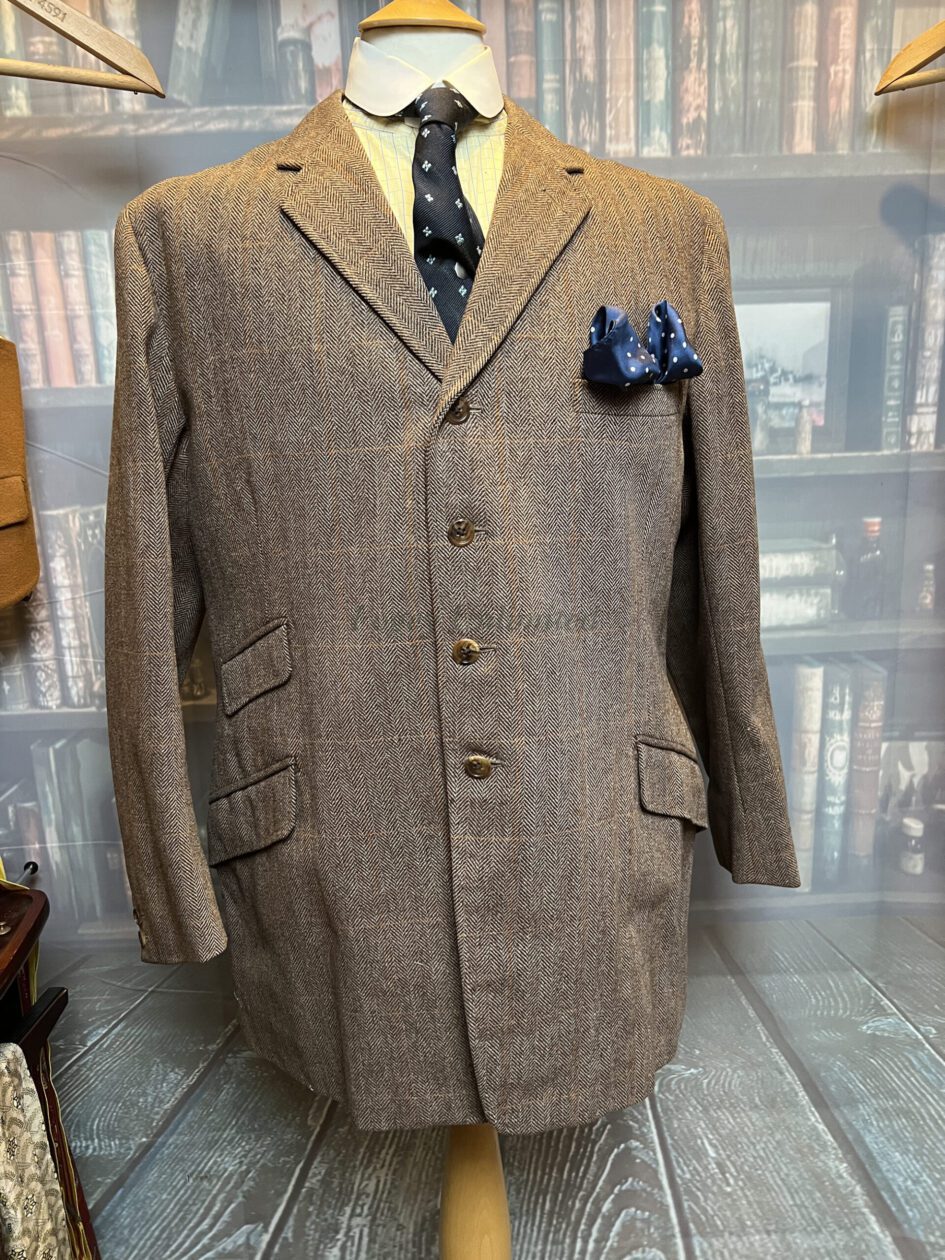 Vintage Bespoke 1964 Parsons of Yeovil Tweed Hacking Jacket 40″L /102cm Chest (ParY)