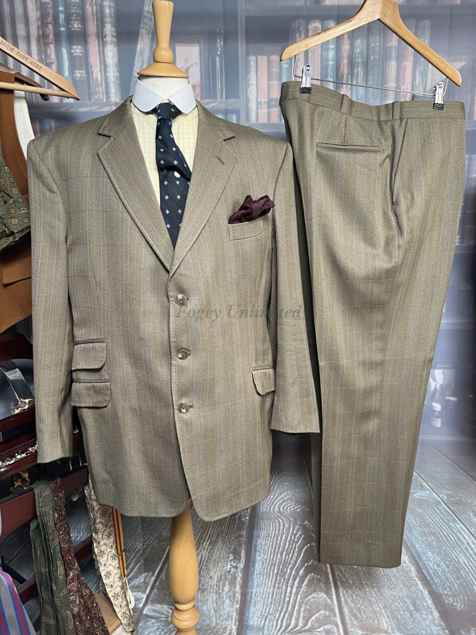 Vintage 2 Piece Summer Suit. 42C/36W/31Leg (Ref: Fstr)