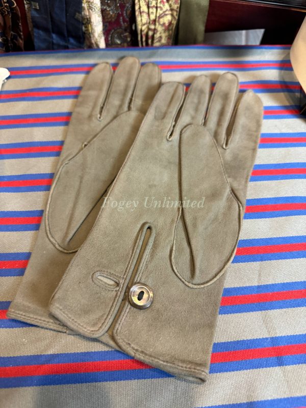 Vintage Dove Grey Kid Leather Formal Gloves from Austin Reed Size 8 - Image 6