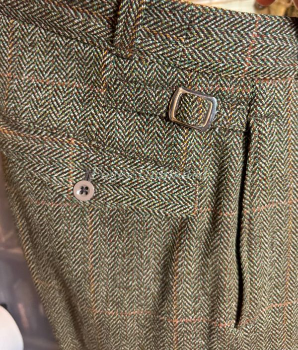 Vintage Heavyweight Tweed Shooting Suit/Plus Fours 40C/34w. (Ref: Stan9) - Image 17
