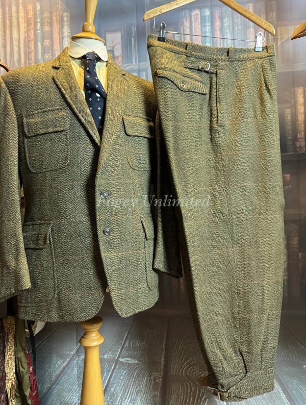 Vintage Heavyweight Tweed Shooting Suit/Plus Fours 40C/34w. (Ref: Stan9)