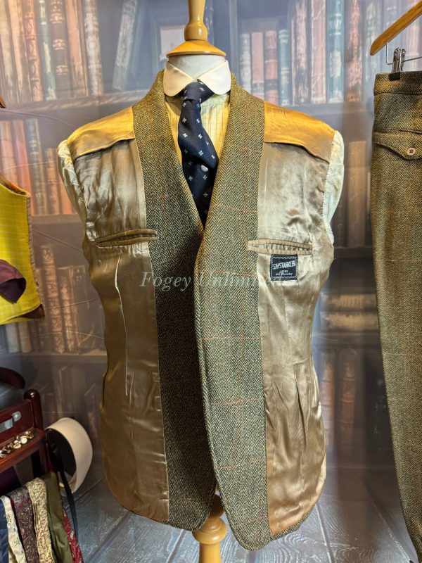Vintage Heavyweight Tweed Shooting Suit/Plus Fours 40C/34w. (Ref: Stan9) - Image 8