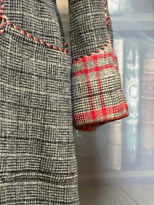 Wonderful Vintage Dressing Gown. Wool. Size Large  approx 40"/102cm Chest (Ref:DGG40) - Image 8