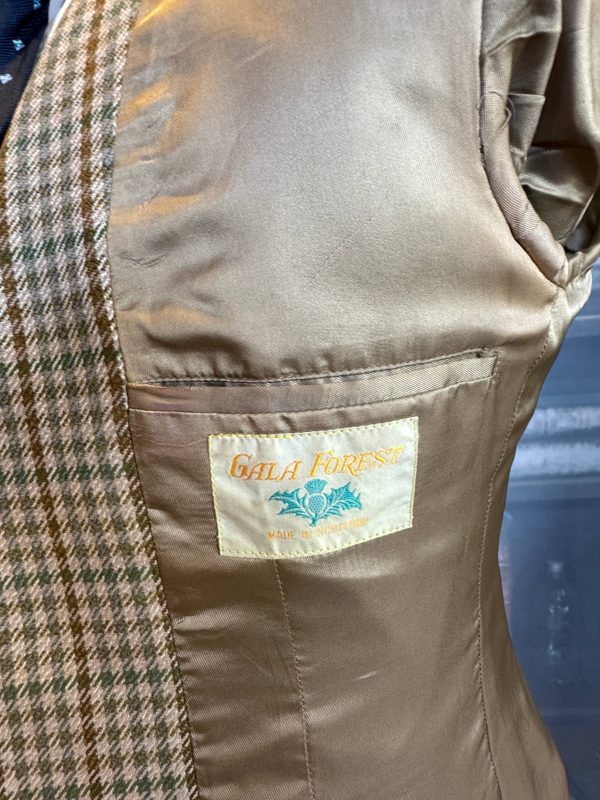 Fantastic Heavyweight  Tweed Jacket by Cochrane Chester  38-40"R /97-102cm Chest (RefCCH38) - Image 9