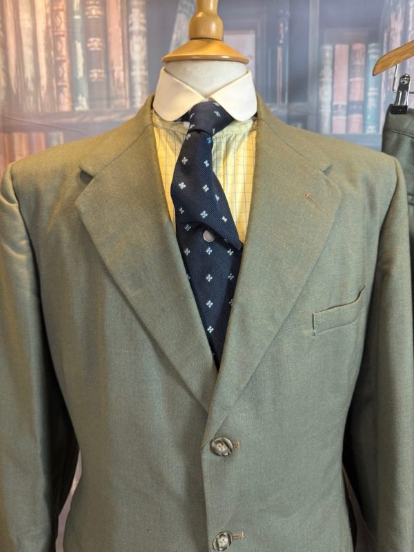 Vintage 2 Piece Magee Tweed Suit  Chest 38"/97cm. Waist 32"/84cm. (Ref:PKMCL38) - Image 7