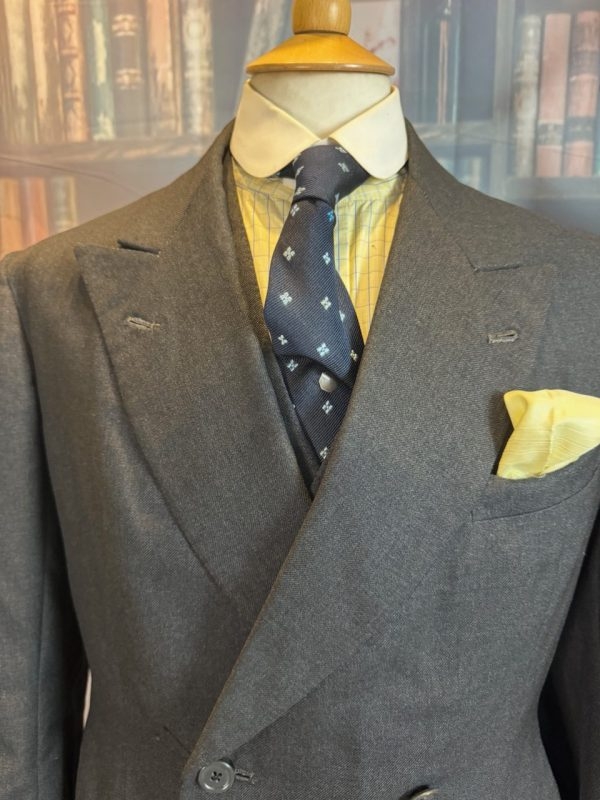 Vintage 3 Piece  Double Breasted Bespoke Suit 38C/28W (PKMDB3)) - Image 7
