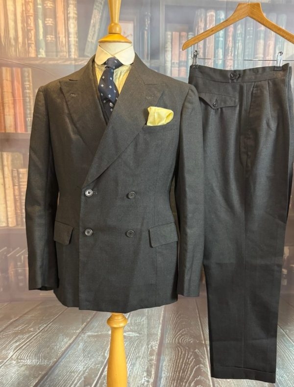 Vintage 3 Piece  Double Breasted Bespoke Suit 38C/28W (PKMDB3))