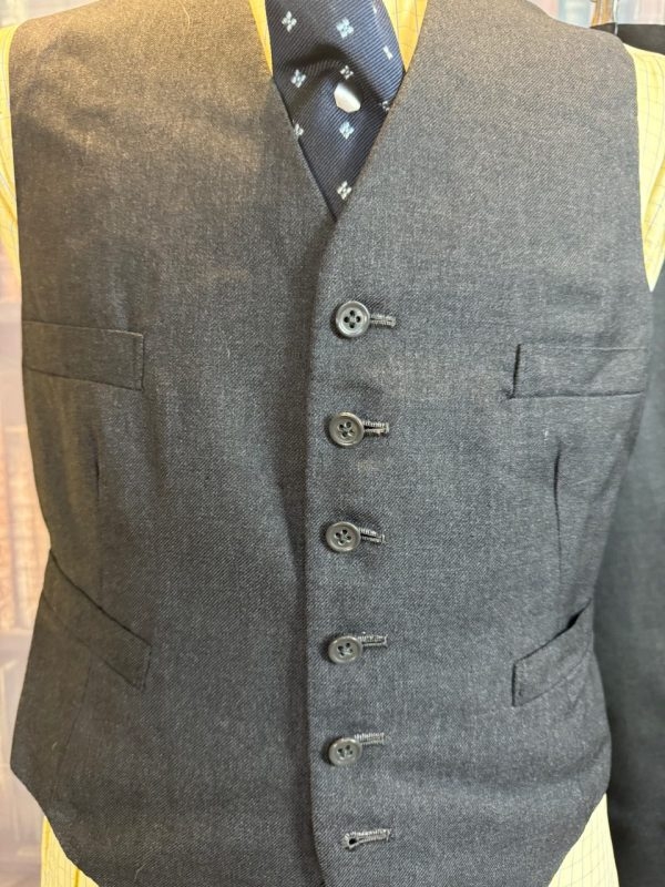 Vintage 3 Piece  Double Breasted Bespoke Suit 38C/28W (PKMDB3)) - Image 4
