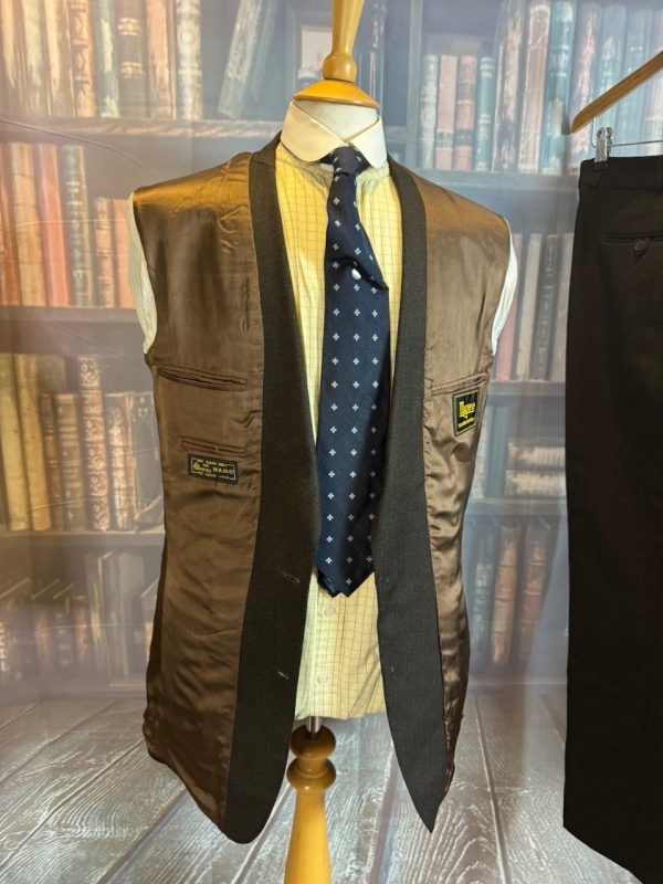 Vintage 2 Piece Magee Tweed Suit  Chest 40L"/102cm. Waist 34"/87cm. (Ref:PKM40L) - Image 5
