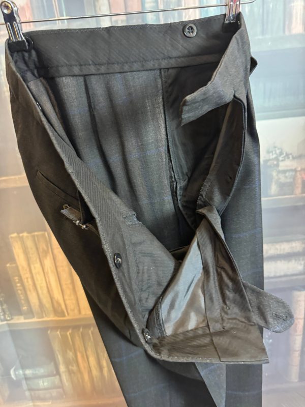 Summer weight Hackett Single Breasted Windowpane 2 Piece Suit 38C/32W/32L (Ref: HK38)) - Image 15