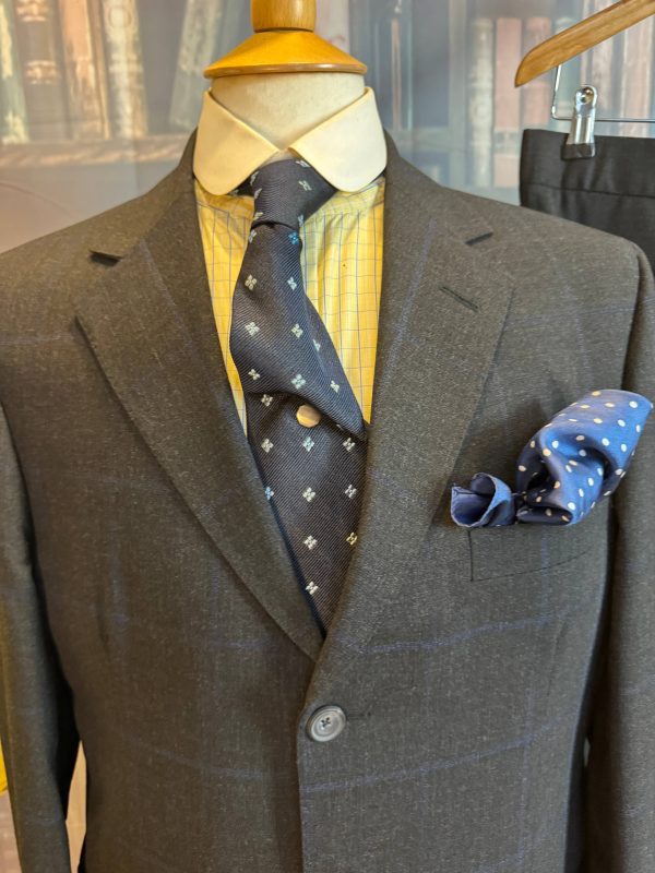 Summer weight Hackett Single Breasted Windowpane 2 Piece Suit 38C/32W/32L (Ref: HK38)) - Image 5