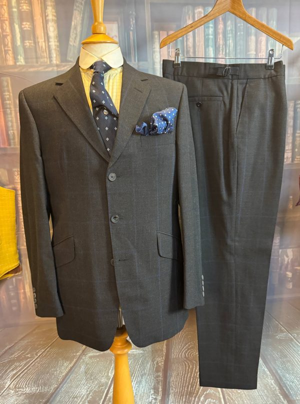 Summer weight Hackett Single Breasted Windowpane 2 Piece Suit 38C/32W/32L (Ref: HK38))