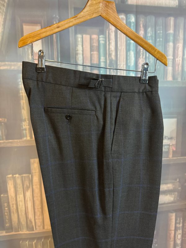 Summer weight Hackett Single Breasted Windowpane 2 Piece Suit 38C/32W/32L (Ref: HK38)) - Image 13