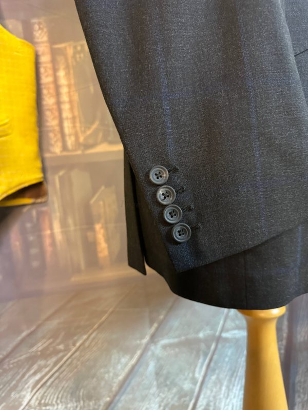 Summer weight Hackett Single Breasted Windowpane 2 Piece Suit 38C/32W/32L (Ref: HK38)) - Image 6