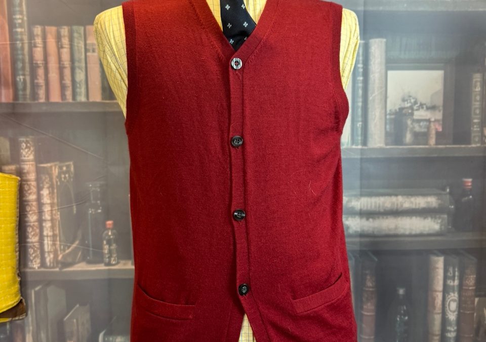 William Hunt Fine Knitted Wool Sleeveless Waistcoat/Cardigan/Vest 40″ Chest (Ref:WH40)