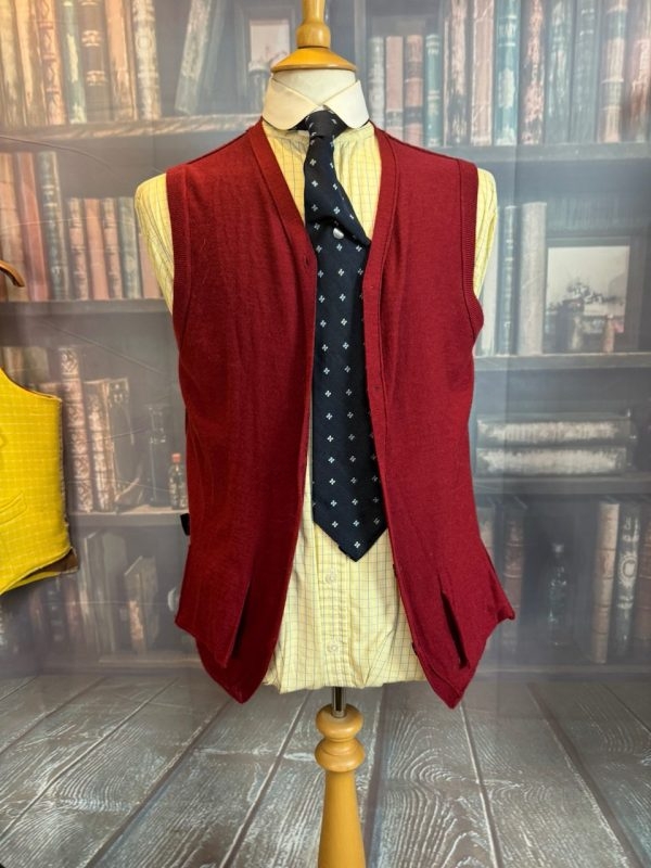William Hunt Fine Knitted Wool Sleeveless Waistcoat/Cardigan/Vest 40" Chest (Ref:WH40) - Image 2