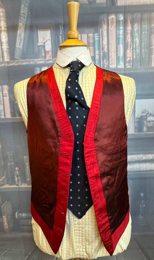 Vintage Simpson Piccadilly Red Satin Waistcoat/Vest 38"/197cm Chest (Ref:SMP38) - Image 7