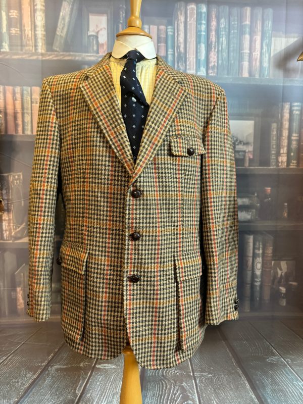 Vintage Heavyweight "Essex" Belted Norfolk Style Tweed Jacket by  Bladen 44"L /112cm Chest (Ref:Essex44)