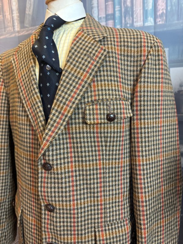 Vintage Heavyweight "Essex" Belted Norfolk Style Tweed Jacket by  Bladen 44"L /112cm Chest (Ref:Essex44) - Image 4