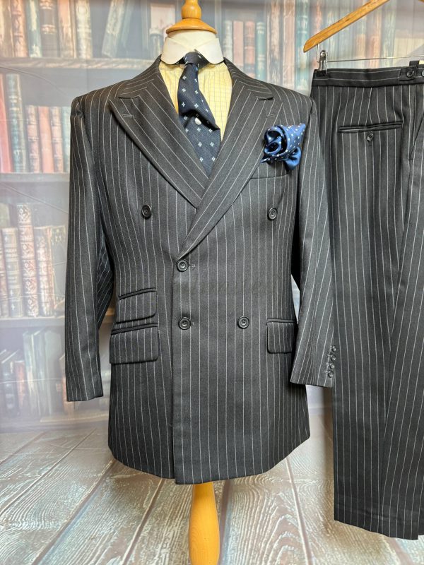 Vintage Bertie Wooster Double Breasted Chalk stripe 2 piece Suit Chest 43"/109cm. Waist 34"/87cm waist (Ref:BW43) - Image 3