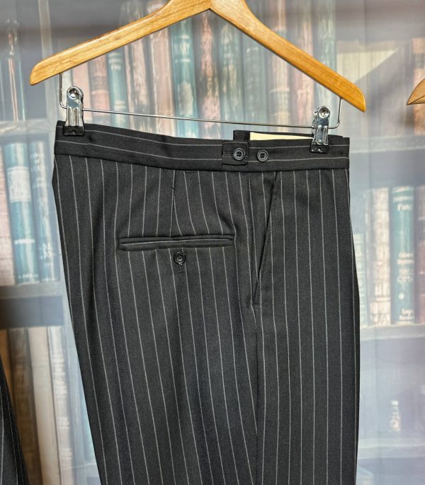 Vintage Bertie Wooster Double Breasted Chalk stripe 2 piece Suit Chest 43"/109cm. Waist 34"/87cm waist (Ref:BW43) - Image 13