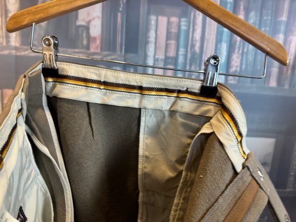 Vintage Hector James Traditional Gentleman's Cavalry Twill Trousers 34/86cm waist. Leg 31/79cm (Ref:HJ34) - Image 9