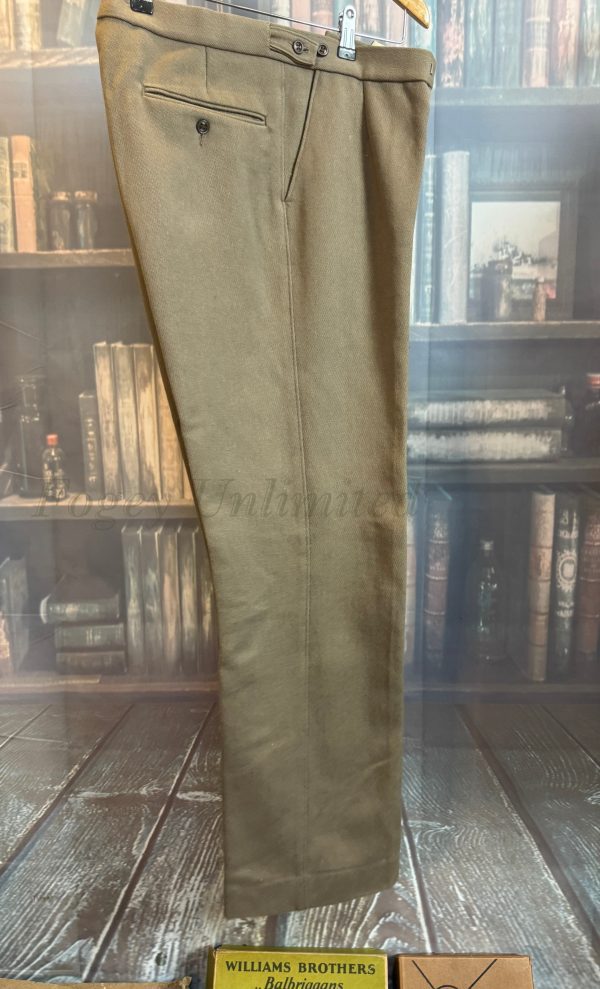 Vintage Hector James Traditional Gentleman's Cavalry Twill Trousers 34/86cm waist. Leg 31/79cm (Ref:HJ34)