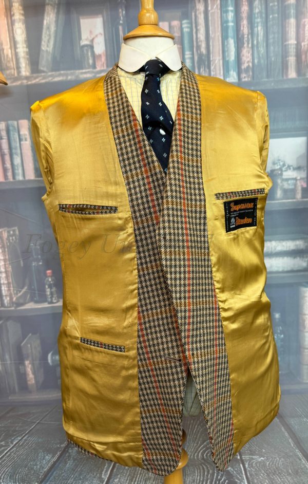 Vintage Bold Check Pattern Tweed Hacking Jacket by Bladen 42R /107cm Chest (NS42) - Image 8