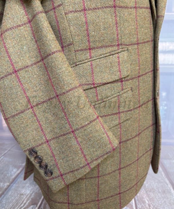 Wonderful Windowpane Tweed Hacking Jacket by Gurteen 38R /97cm Chest (GRT38P) - Image 4