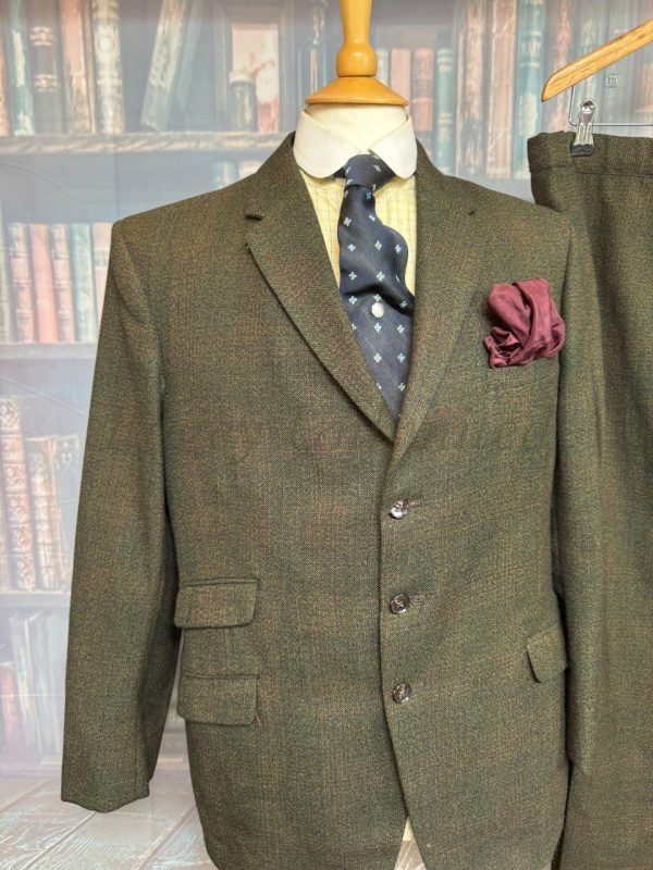 Vintage 2 Piece Burtons Town & Country Suit Dated 1969 Chest 40"/102cm. Waist 36"/91cm. (Ref:BS6940) - Image 3
