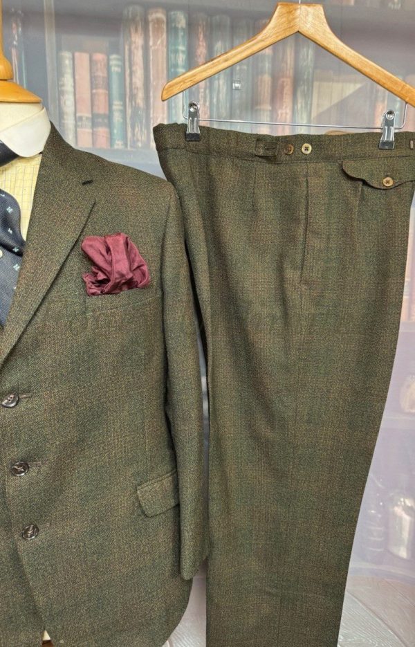 Vintage 2 Piece Burtons Town & Country Suit Dated 1969 Chest 40"/102cm. Waist 36"/91cm. (Ref:BS6940) - Image 4