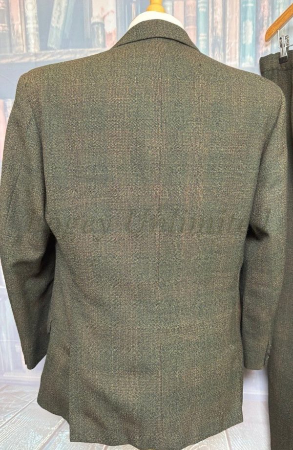 Vintage 2 Piece Burtons Town & Country Suit Dated 1969 Chest 40"/102cm. Waist 36"/91cm. (Ref:BS6940) - Image 7