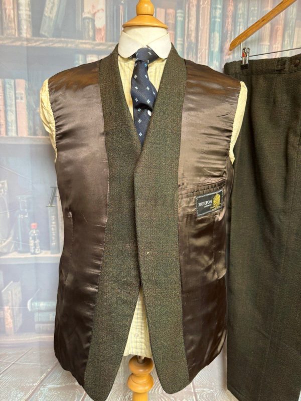 Vintage 2 Piece Burtons Town & Country Suit Dated 1969 Chest 40"/102cm. Waist 36"/91cm. (Ref:BS6940) - Image 9