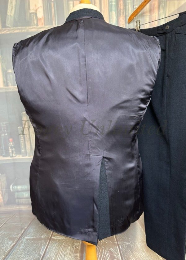 Vintage 2 Piece Burtons Business Suit Dated 1973 Chest 40L"/102cm. Waist 34"/87cm. (Ref:BTB40) - Image 8