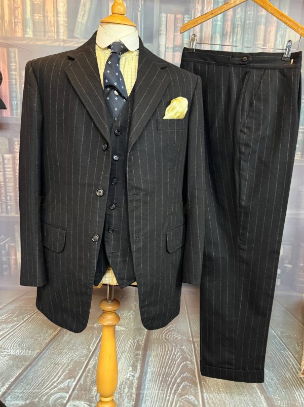 Incredible Heavyweight Bespoke Chalk stripe 3 piece Suit Chest 40"/102cm. Waist 36"/91cm  (Ref:NL40)
