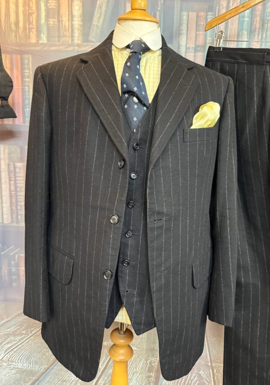 Incredible Heavyweight Bespoke Chalk stripe 3 piece Suit Chest 40 102cm. Waist 36 91cm Ref NL40 Fogey Unlimited