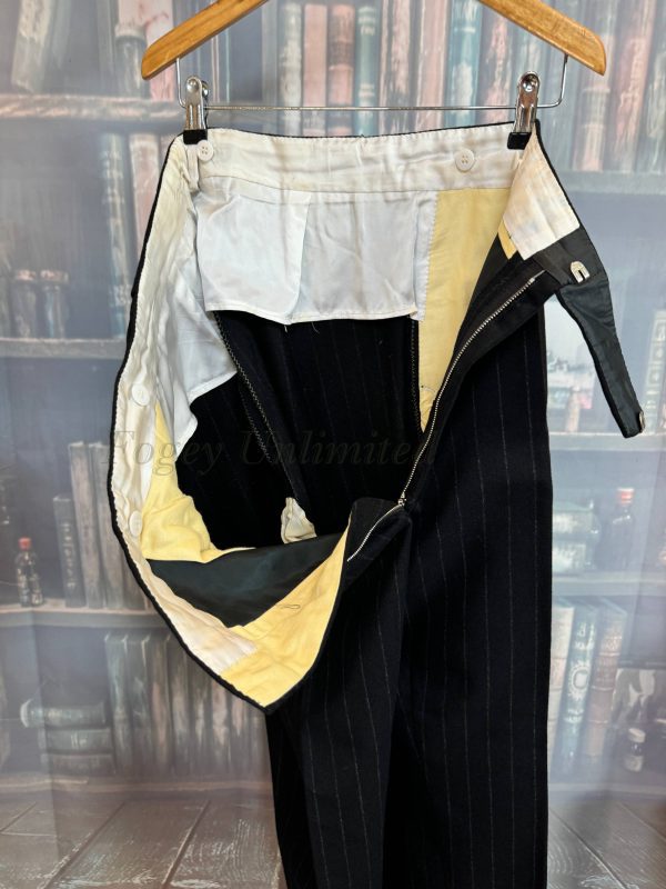 Incredible Heavyweight Bespoke Chalk stripe 3 piece Suit Chest 40"/102cm. Waist 36"/91cm  (Ref:NL40) - Image 5