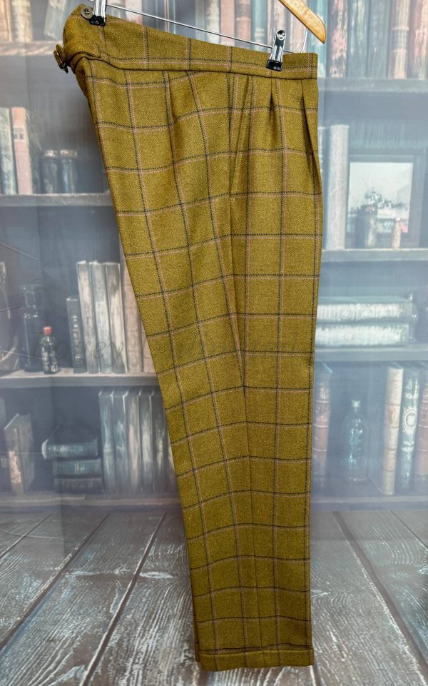A Stunning Bespoke Thomas Crown 3 piece Tweed Suit Chest 40"/102cm. Waist 36"/91cm waist (Ref:Crown40) - Image 16