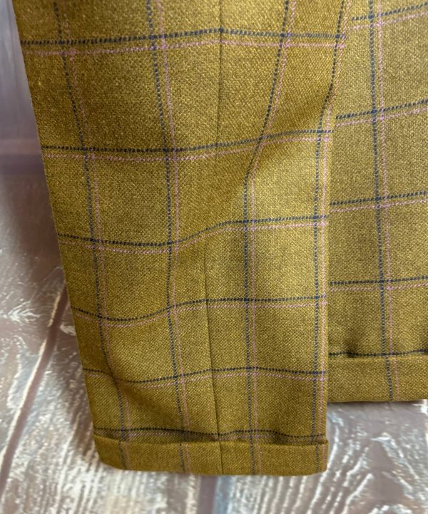 A Stunning Bespoke Thomas Crown 3 piece Tweed Suit Chest 40"/102cm. Waist 36"/91cm waist (Ref:Crown40) - Image 18