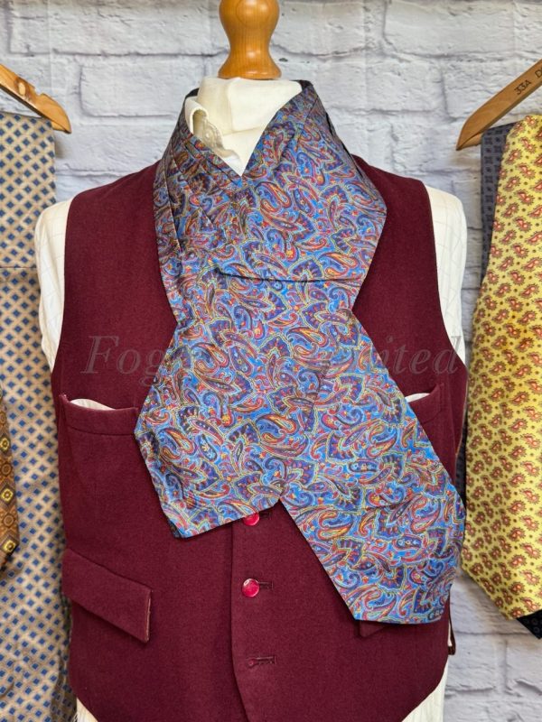 Vintage Gentleman's Cravat/Scarf/Ascot Many Colours available Goodwood - Image 4