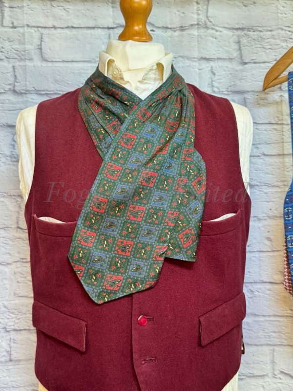 Vintage Gentleman's Cravat/Scarf/Ascot Many Colours available Stylish - Image 5
