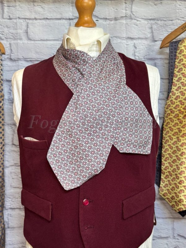 Vintage Gentleman's Cravat/Scarf/Ascot Many Colours available Spiffing - Image 4