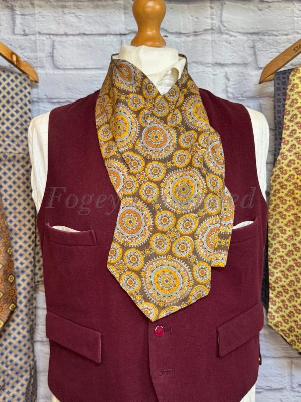 Vintage Gentleman's Cravat/Scarf/Ascot Many Colours available Goodwood - Image 6