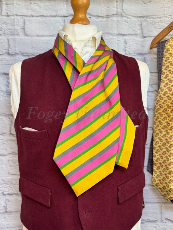 Vintage Gentleman's Cravat/Scarf/Ascot Many Colours available Stylish - Image 8