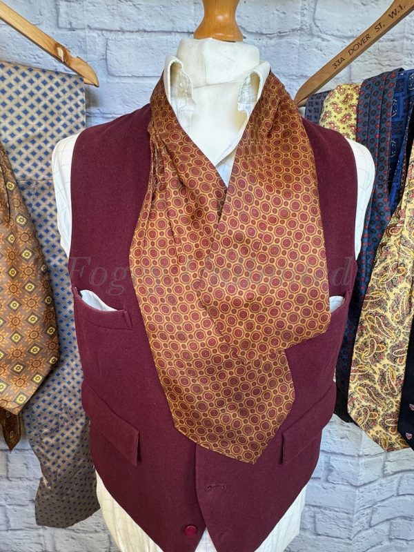 Vintage Gentleman's Cravat/Scarf/Ascot Many Colours available Goodwood - Image 9